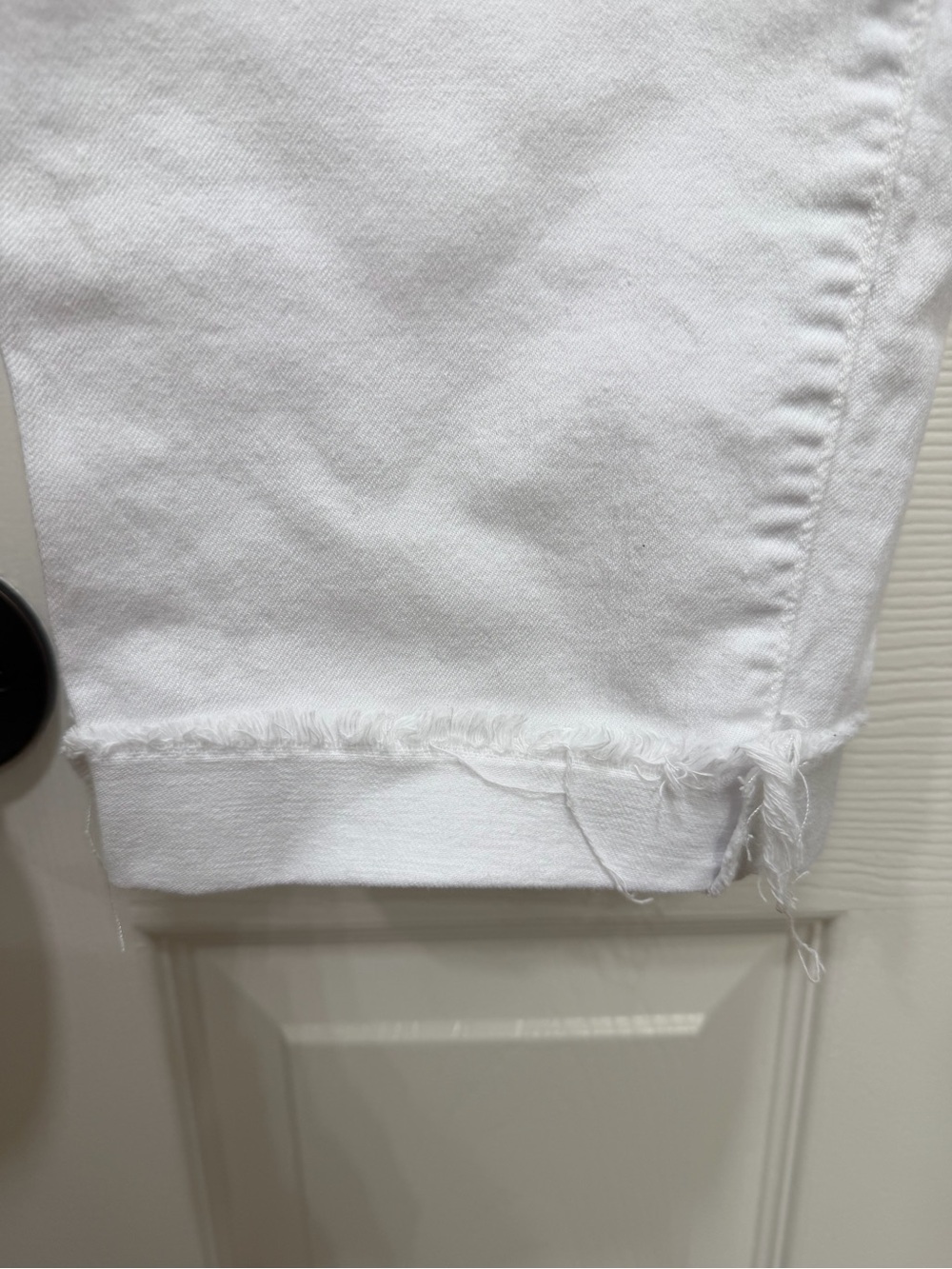 Eileen Fisher White Straight Leg Raw Hem Jeans Size 16 - Picture 6 of 7